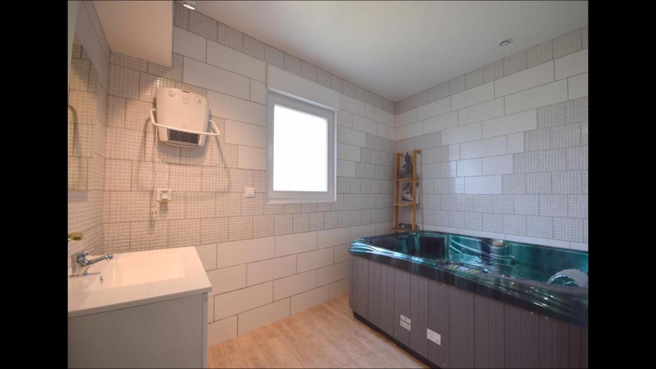 Gite Moderne Proche De Kaysersberg Av Jacuzzi Prive Орбе Екстериор снимка